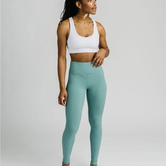 Seaglass Unity Hi-Rise Leggings 28” size 6-8 - Picture 3 of 10